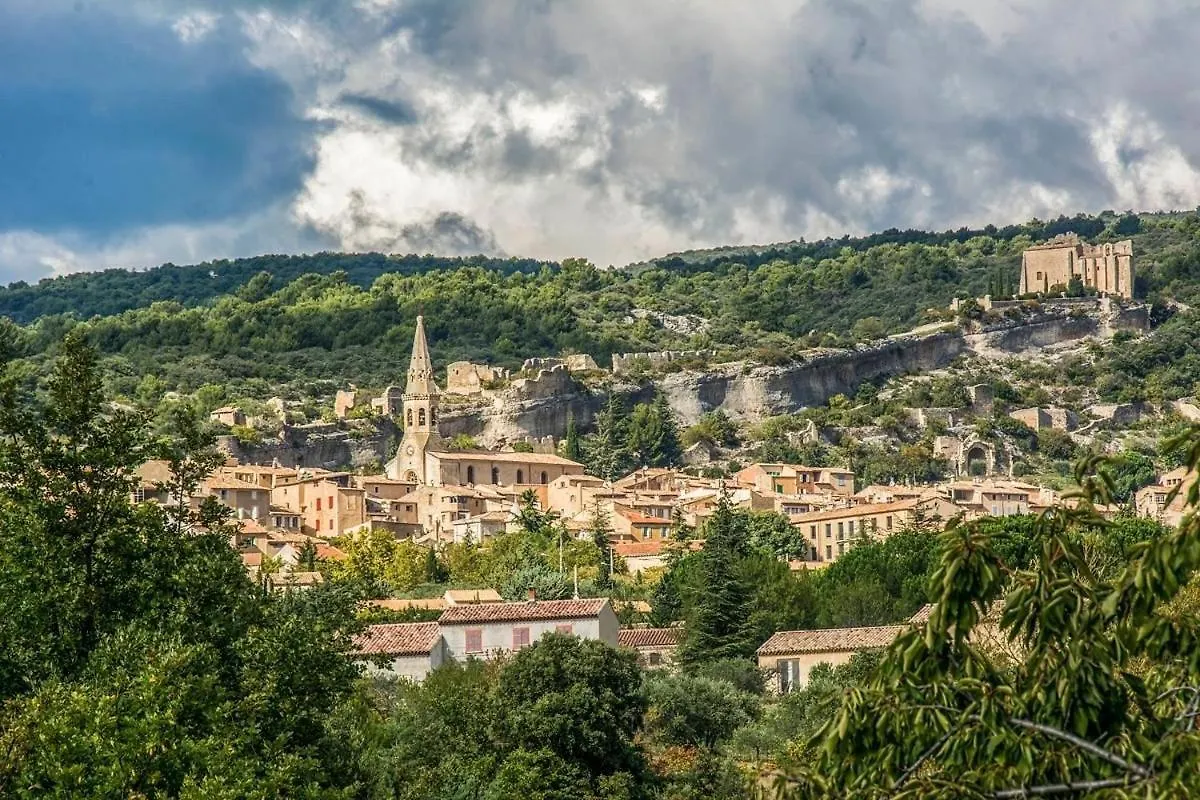 Holiday home Maison Provencale De Charme Au Coeur Du Luberon Saint-Saturnin-les-Apt
