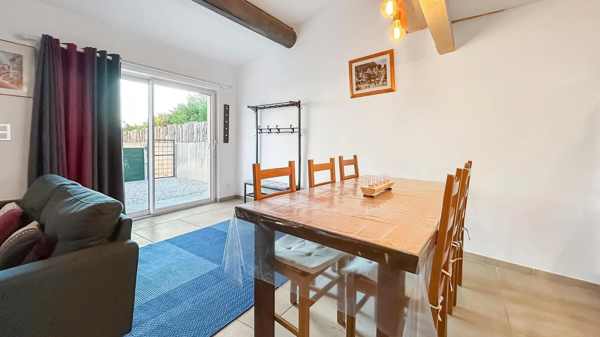 Holiday home Maison Provencale De Charme Au Coeur Du Luberon Saint-Saturnin-les-Apt